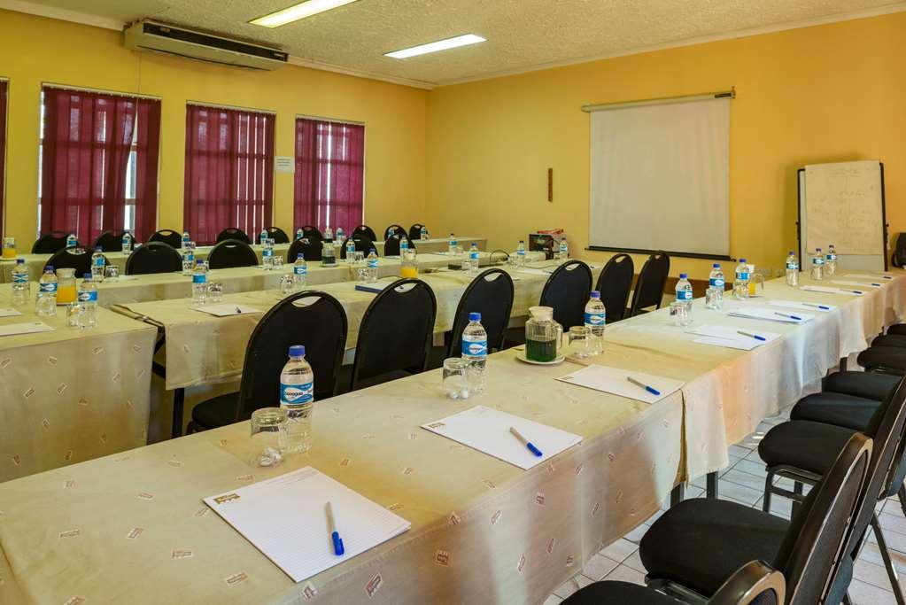 Kadoma Hotel & Conference Centre Chambre photo