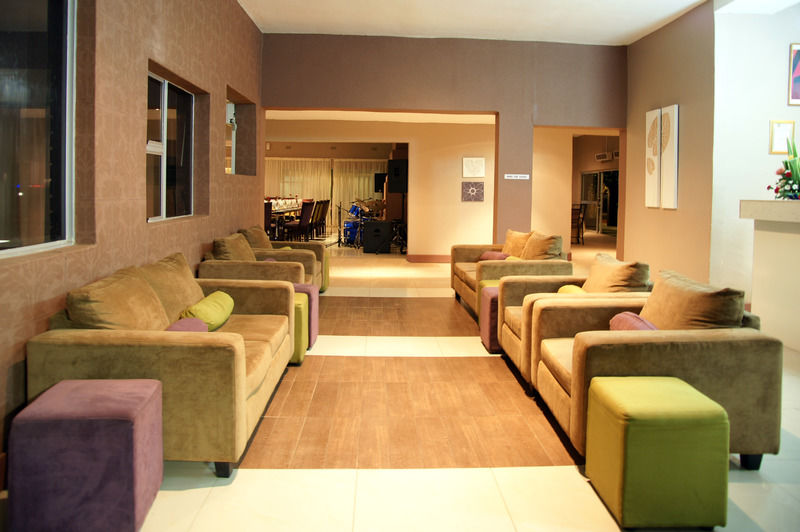 Kadoma Hotel & Conference Centre Extérieur photo